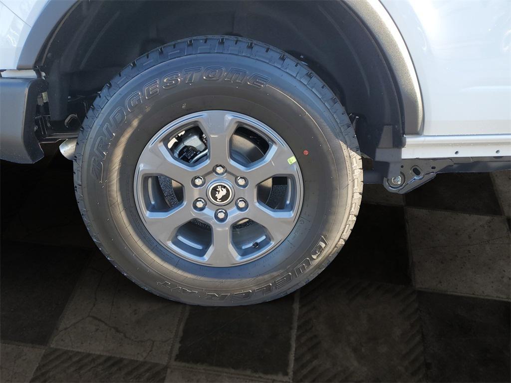 new 2025 Ford Bronco car, priced at $44,153