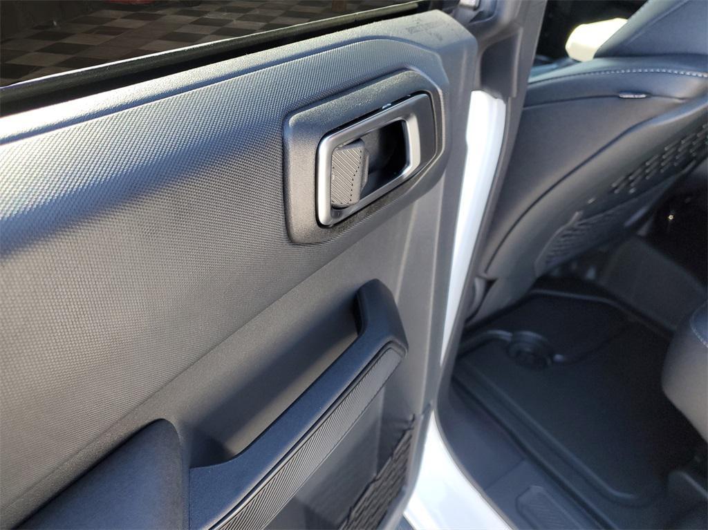 new 2025 Ford Bronco car, priced at $44,153