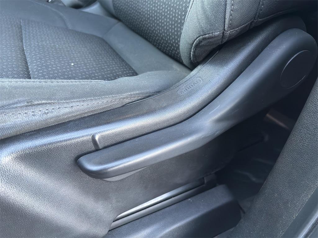 used 2021 GMC Sierra 1500 car, priced at $19,990