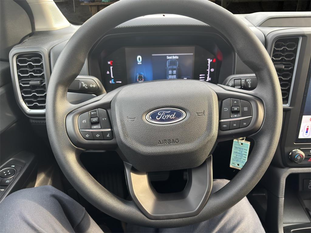 new 2025 Ford Ranger car, priced at $31,890