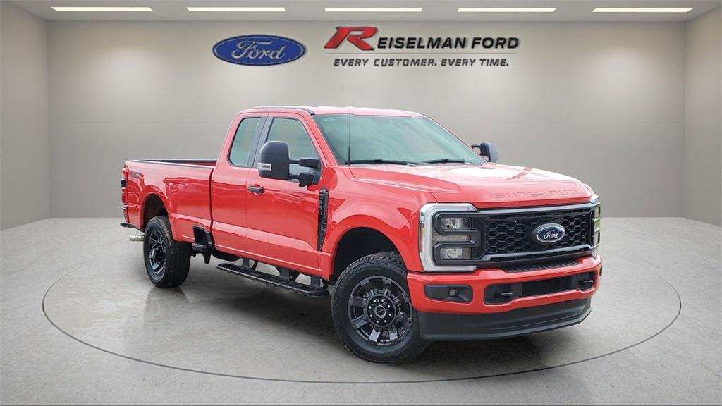 new 2025 Ford F-350 car, priced at $53,267