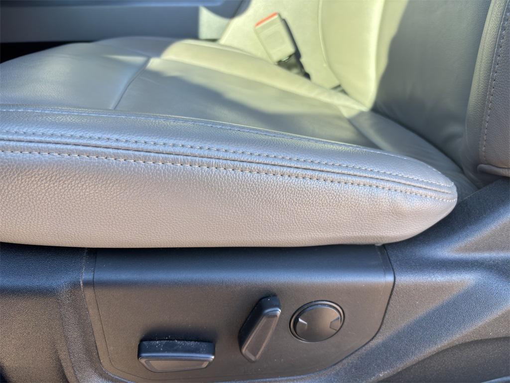 used 2019 Ford F-150 car, priced at $30,999