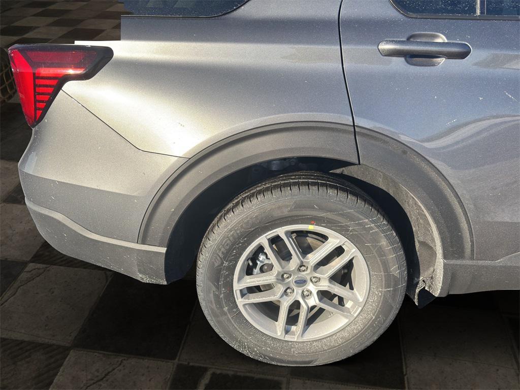 new 2026 Ford Explorer car, priced at $42,478