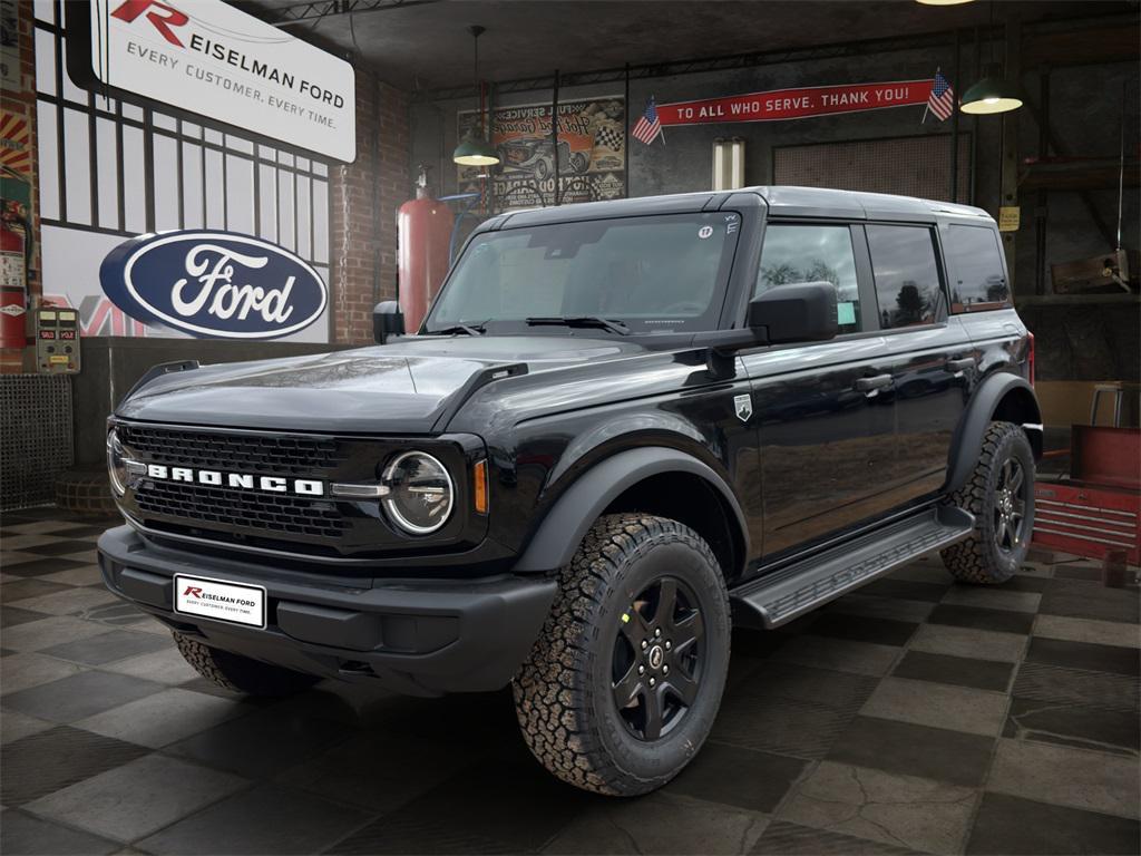 new 2025 Ford Bronco car, priced at $45,639