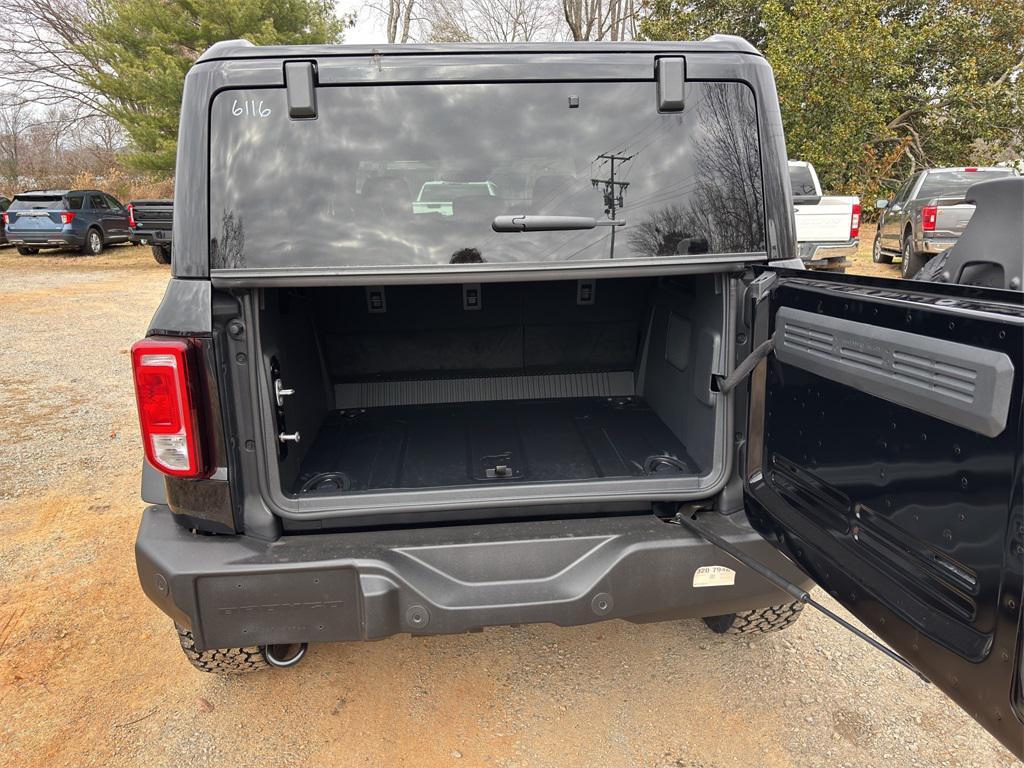 new 2025 Ford Bronco car, priced at $45,639