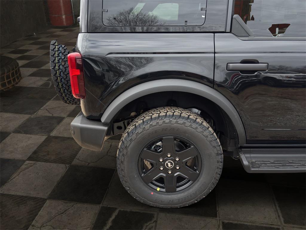 new 2025 Ford Bronco car, priced at $45,639