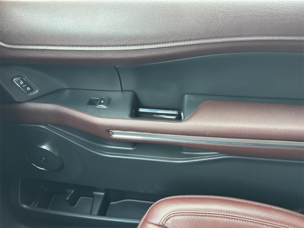 used 2022 Ford Expedition Max car, priced at $41,855