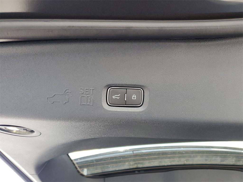 new 2025 Ford Expedition car, priced at $72,534