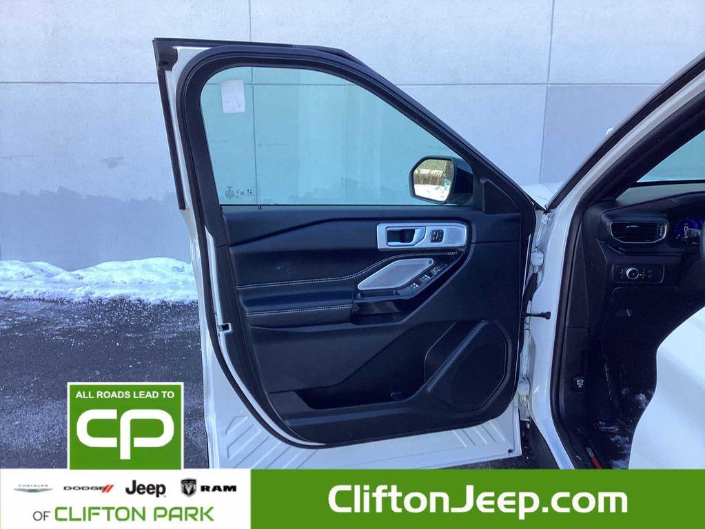 used 2022 Ford Explorer car, priced at $34,950