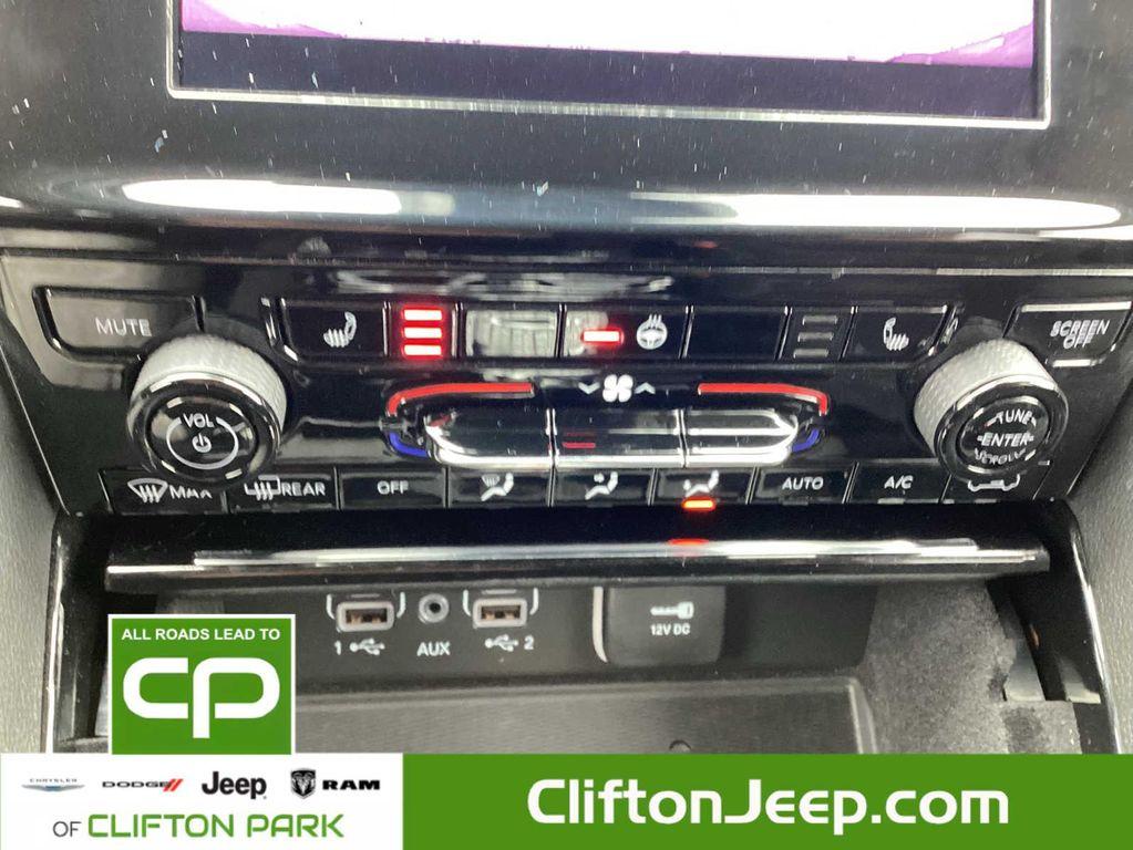 used 2022 Jeep Grand Cherokee L car, priced at $29,400