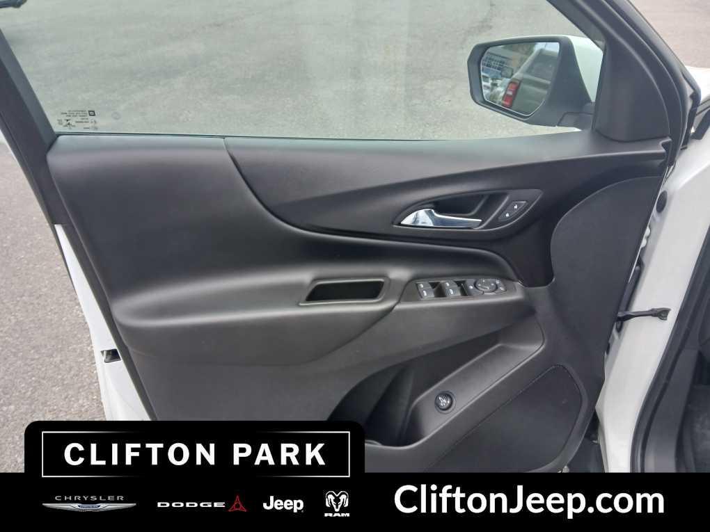 used 2022 Chevrolet Equinox car, priced at $18,530