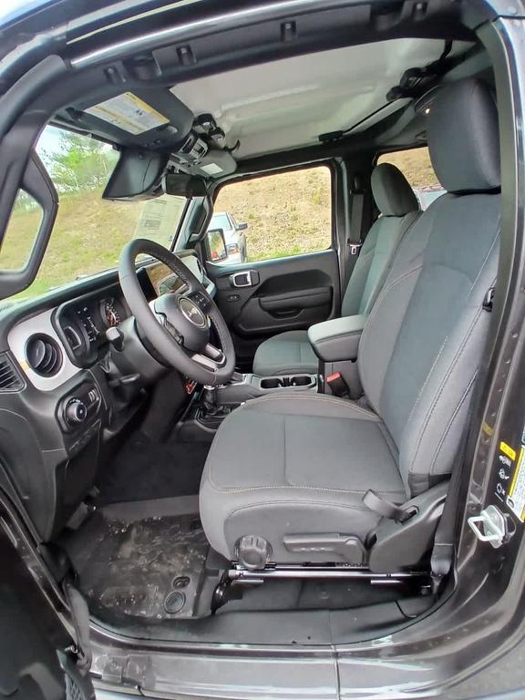 new 2026 Jeep Wrangler car, priced at $52,090