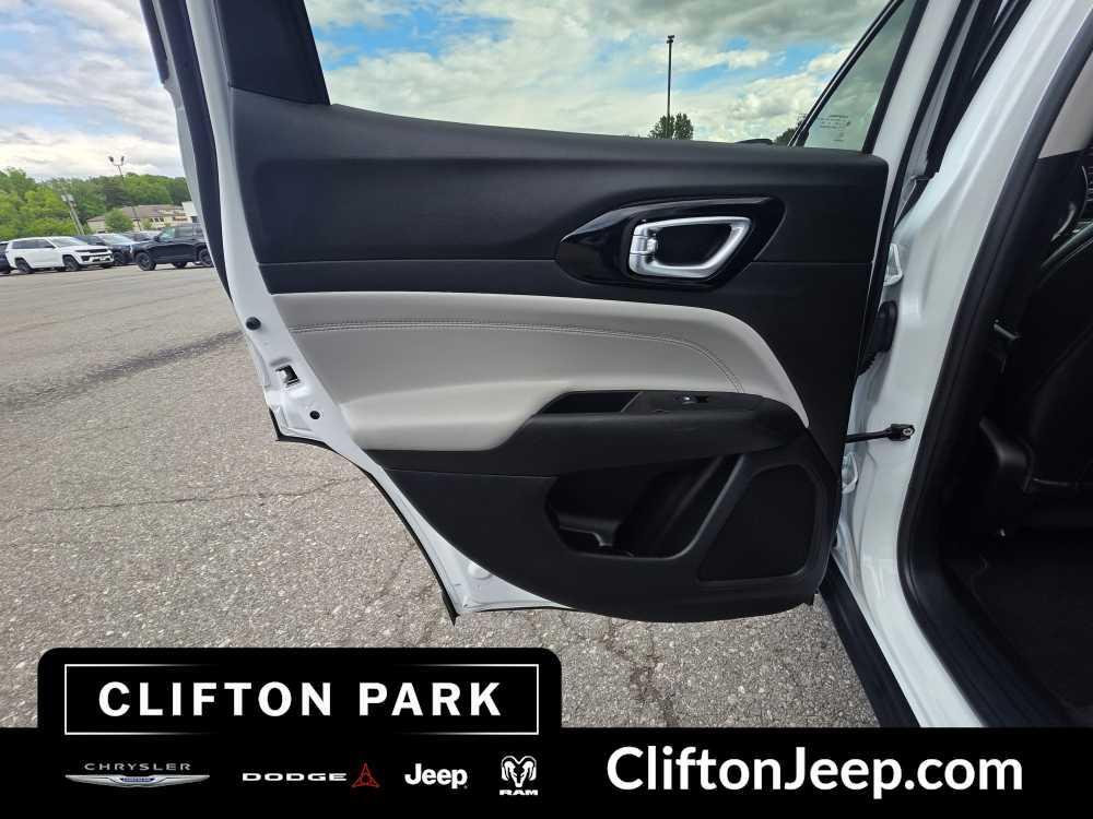 used 2022 Jeep Compass car, priced at $22,991