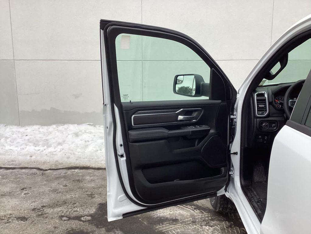 new 2026 Ram 1500 car, priced at $61,135