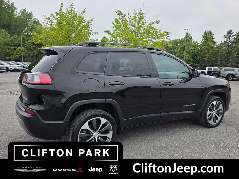 used 2022 Jeep Cherokee car, priced at $26,162