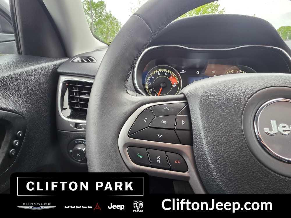 used 2022 Jeep Cherokee car, priced at $26,162