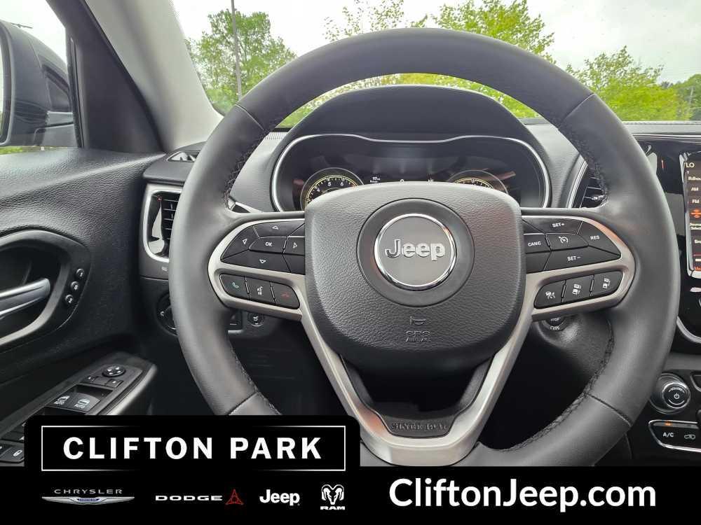 used 2022 Jeep Cherokee car, priced at $26,162