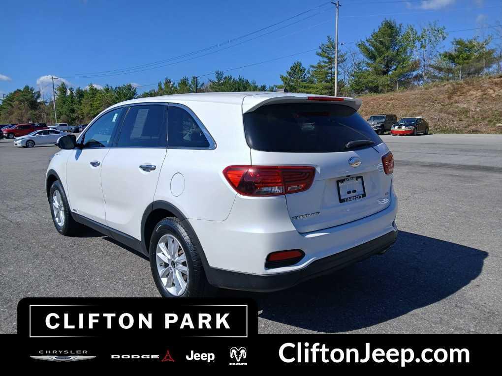 used 2020 Kia Sorento car, priced at $18,999