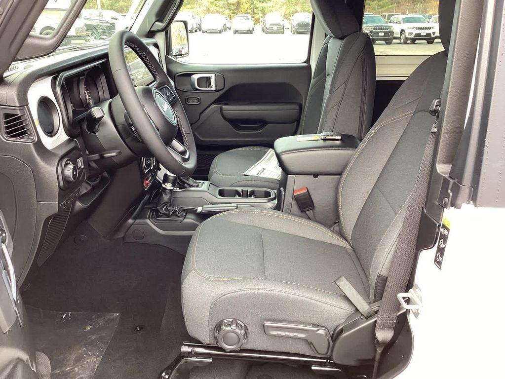 new 2026 Jeep Wrangler car, priced at $50,625