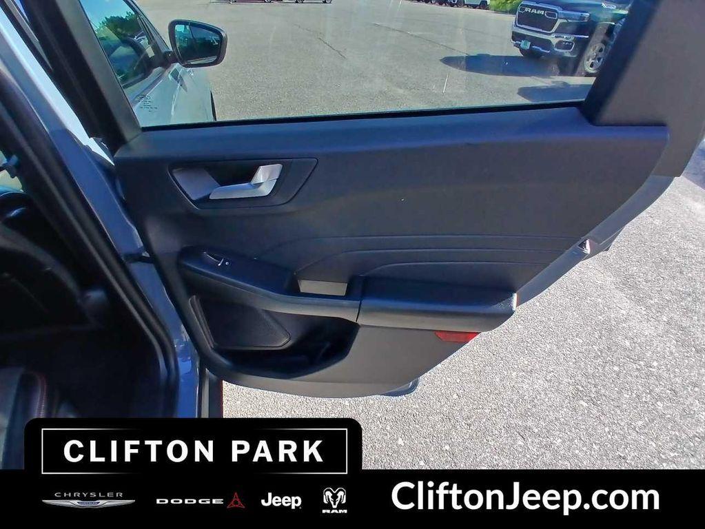 used 2024 Ford Escape car, priced at $22,081