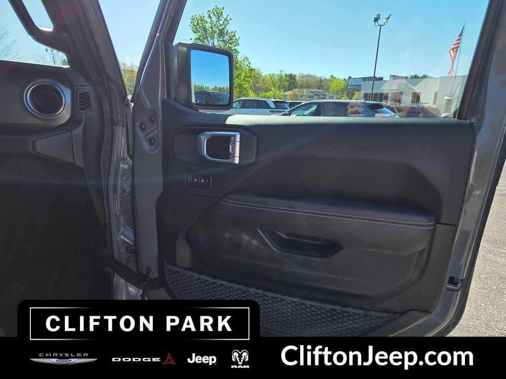 used 2023 Jeep Gladiator car, priced at $30,323