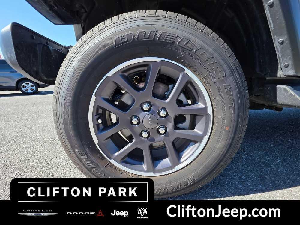 used 2023 Jeep Gladiator car, priced at $30,323