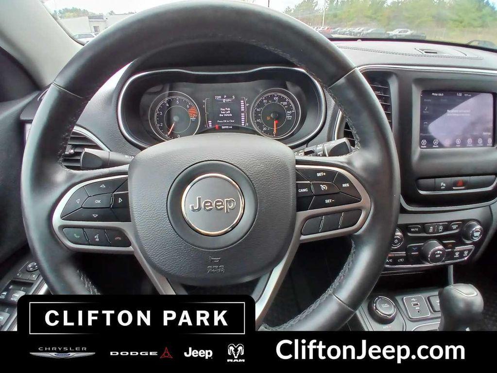 used 2019 Jeep Cherokee car, priced at $17,048