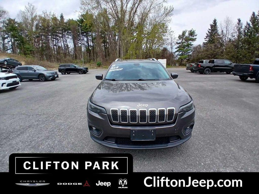 used 2019 Jeep Cherokee car, priced at $17,048