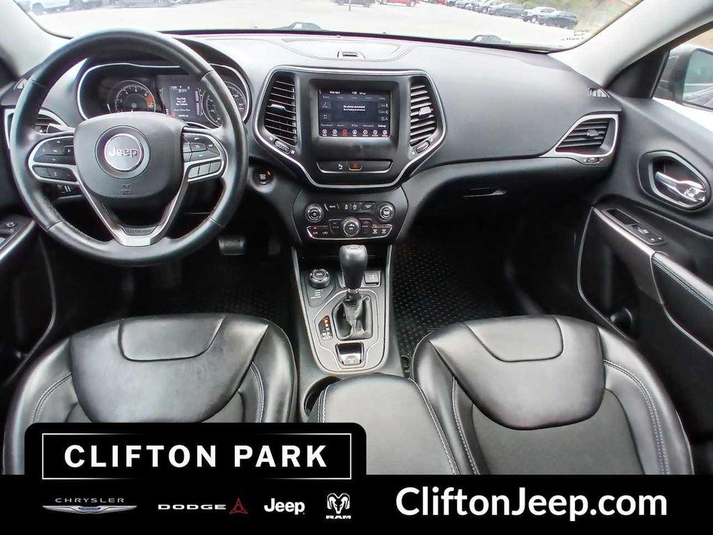 used 2019 Jeep Cherokee car, priced at $17,048