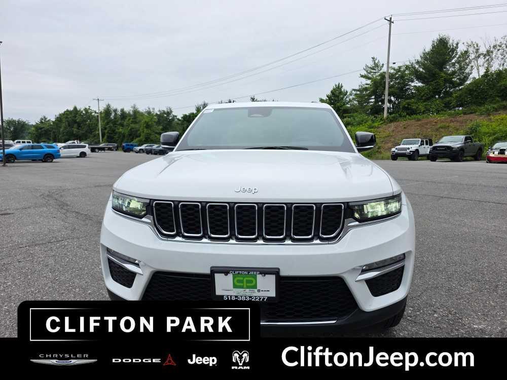 used 2025 Jeep Grand Cherokee car, priced at $39,037