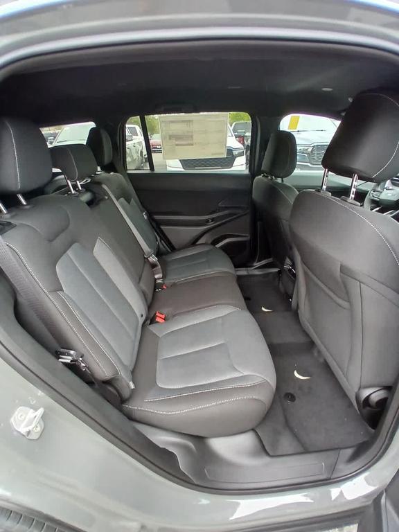 new 2026 Jeep Cherokee car, priced at $38,315