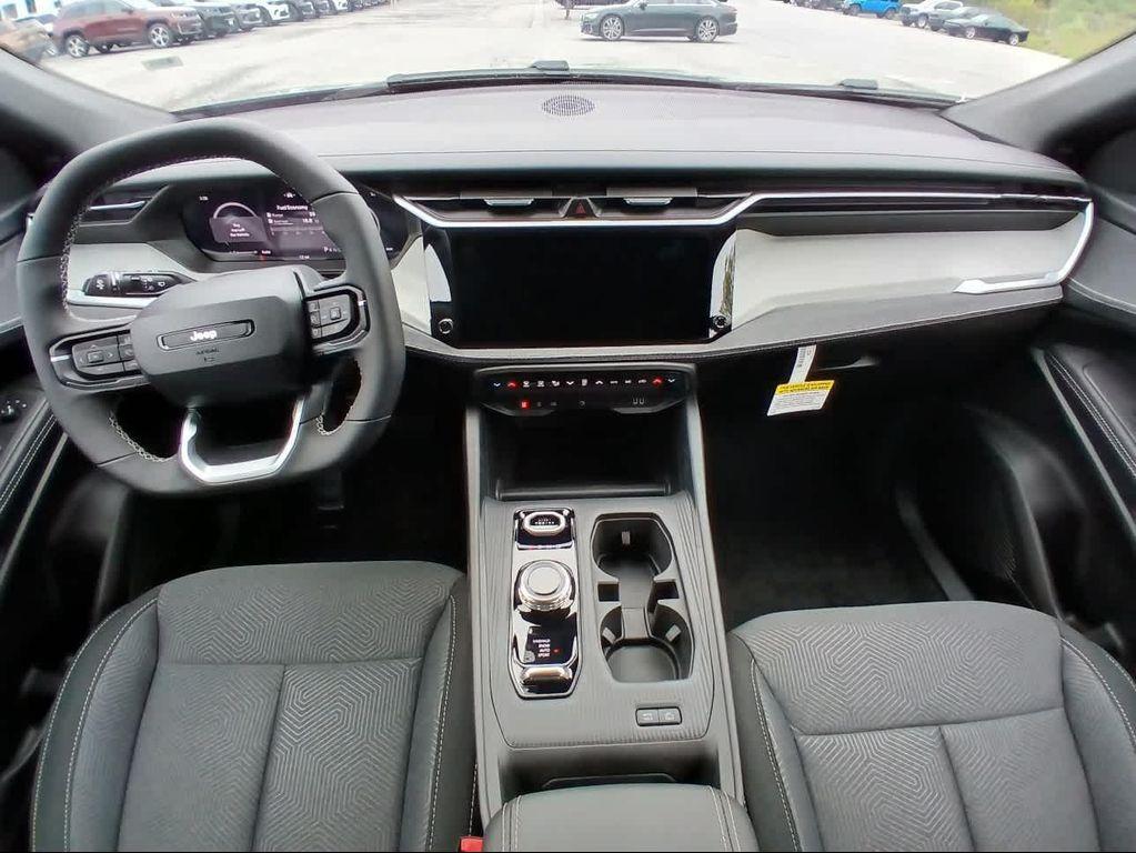 new 2026 Jeep Cherokee car, priced at $38,315