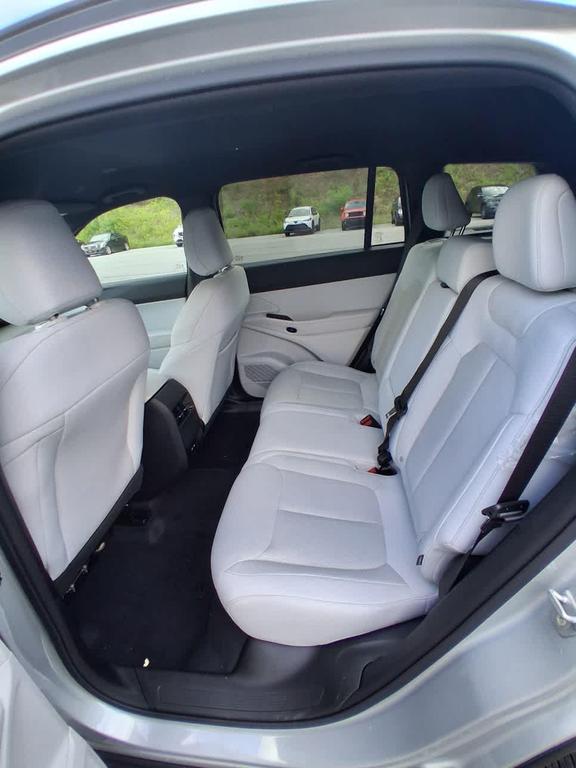 new 2026 Jeep Cherokee car, priced at $36,289