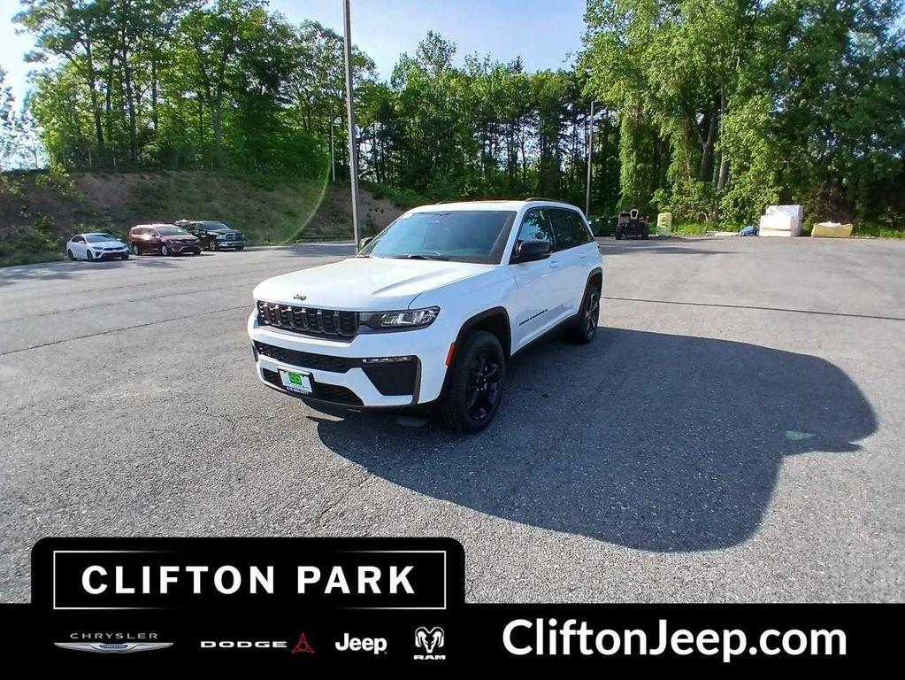 new 2026 Jeep Grand Cherokee car, priced at $46,130