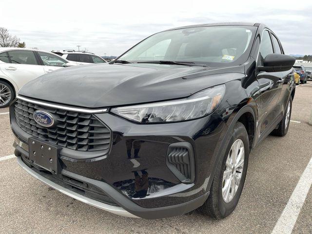 used 2023 Ford Escape car, priced at $27,000