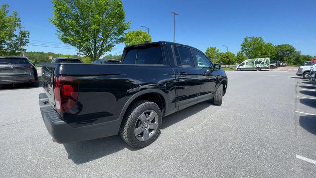 used 2024 Honda Ridgeline car, priced at $37,500