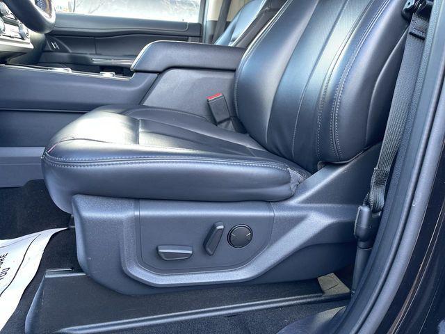 used 2024 Ford Expedition car, priced at $48,000