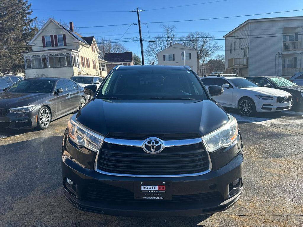 used 2014 Toyota Highlander car, priced at $12,990