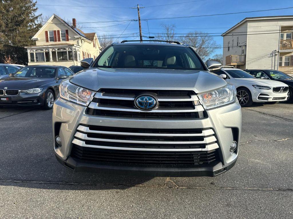 used 2018 Toyota Highlander Hybrid car, priced at $24,990