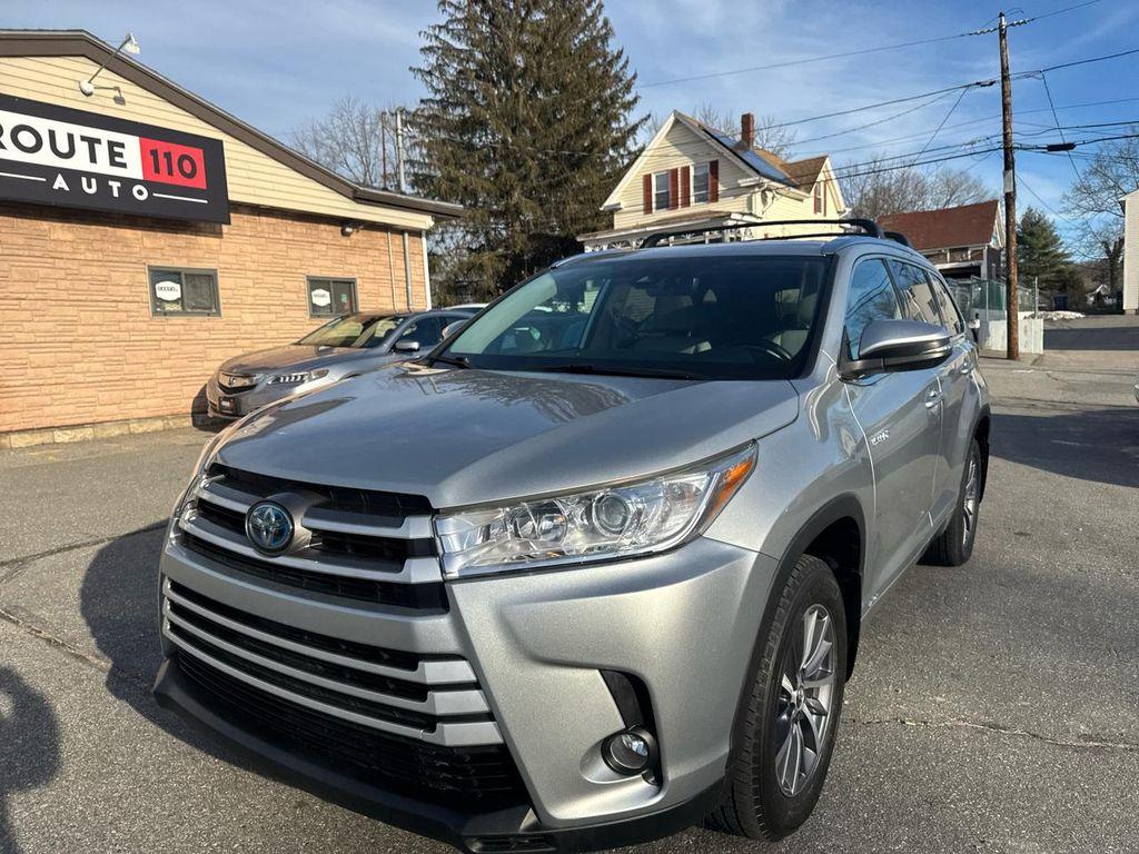 used 2018 Toyota Highlander Hybrid car, priced at $24,990