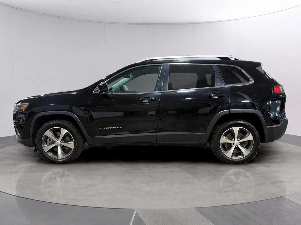 used 2020 Jeep Cherokee car, priced at $15,449