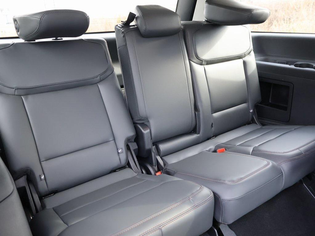 new 2025 Ford Expedition car, priced at $72,958