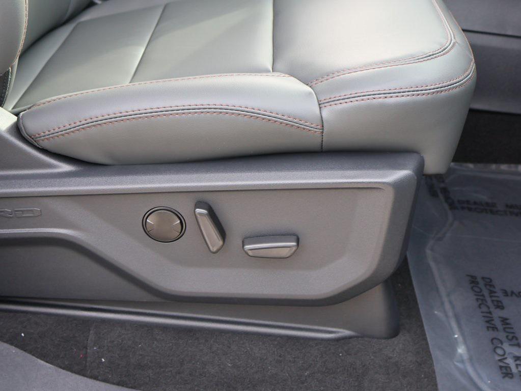 new 2025 Ford Expedition car, priced at $72,958