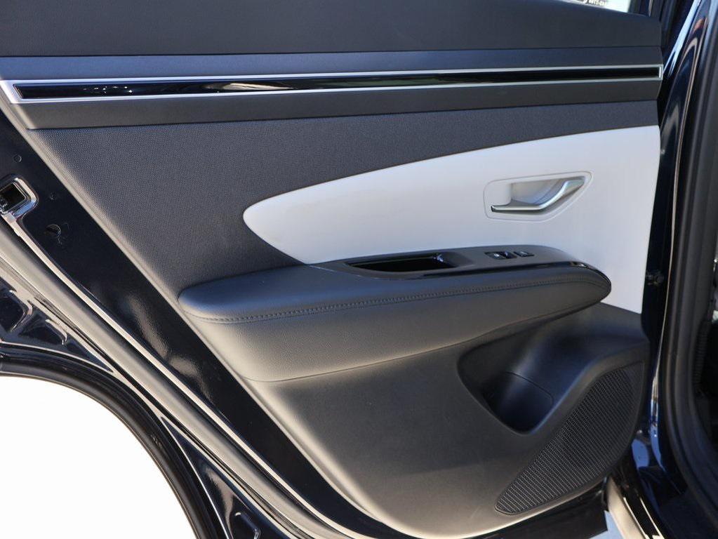 used 2023 Hyundai TUCSON Hybrid car, priced at $26,989