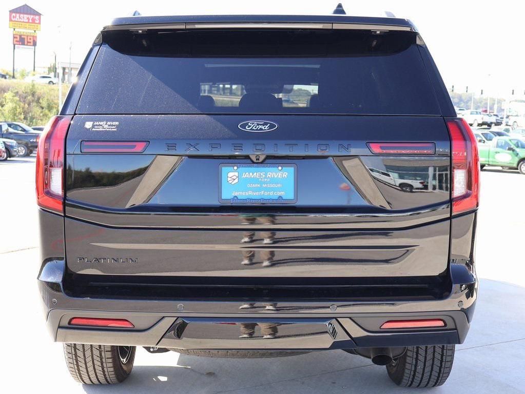 new 2025 Ford Expedition car, priced at $82,848