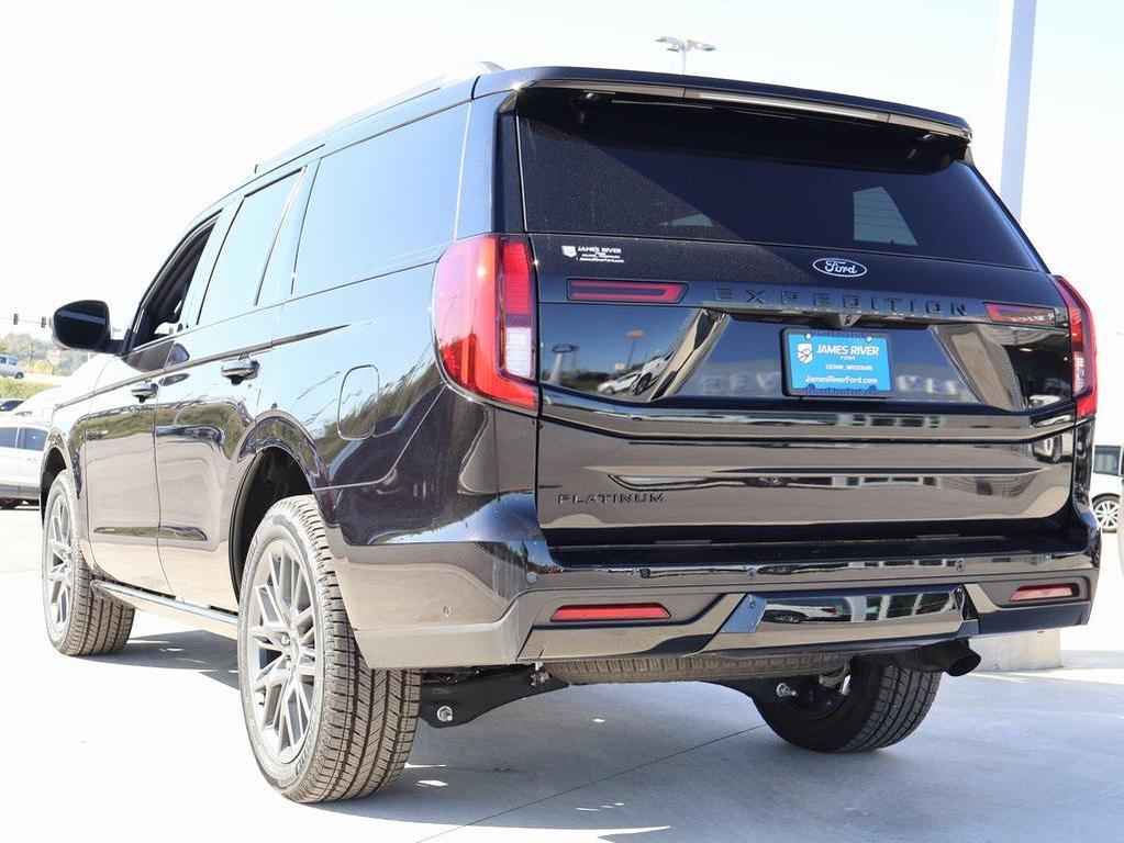 new 2025 Ford Expedition car, priced at $82,848