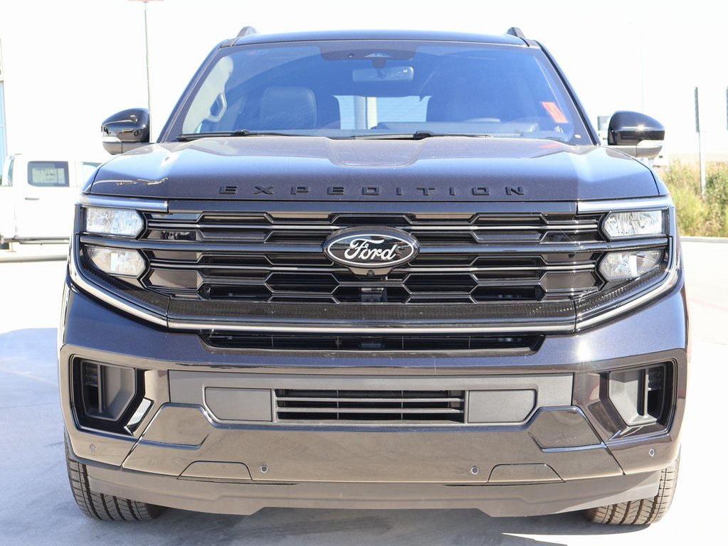 new 2025 Ford Expedition car, priced at $82,848