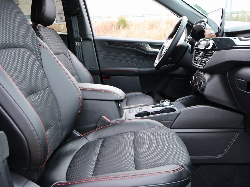 new 2026 Ford Escape car, priced at $31,990