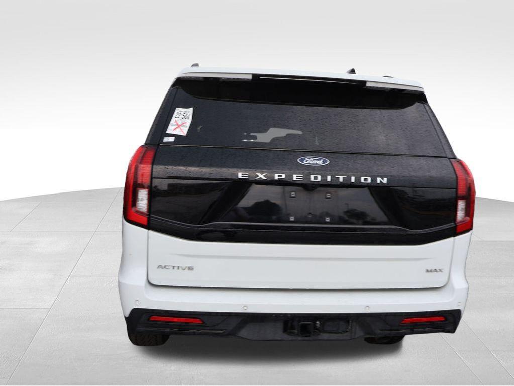 used 2025 Ford Expedition Max car, priced at $59,615