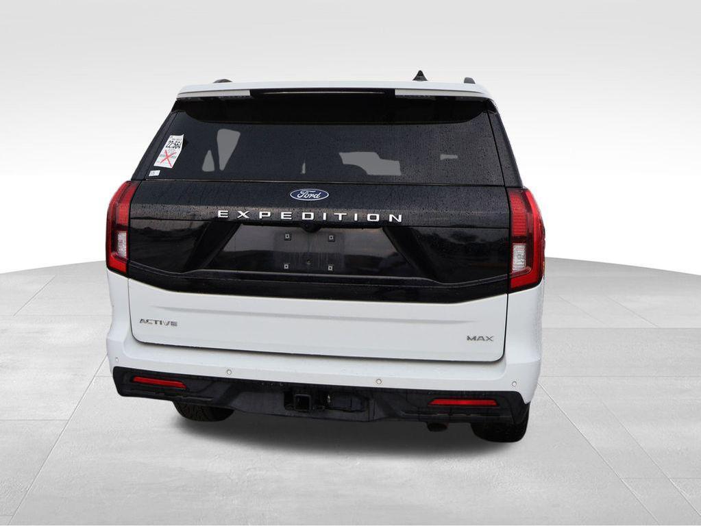 used 2025 Ford Expedition Max car, priced at $59,615